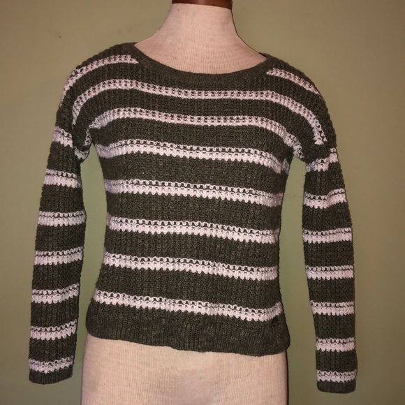 Hollister Green & white knitted sweater - Picture 8 of 8